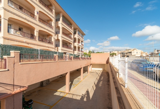 Resale - Apartment / flat - Orihuela Costa