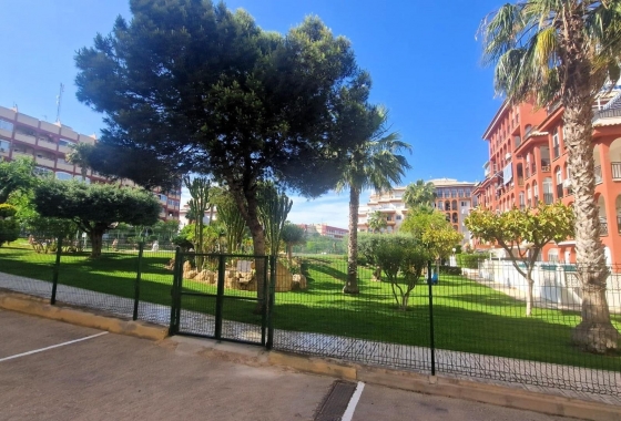 Resale - Apartment / flat - Torrevieja - Torreblanca