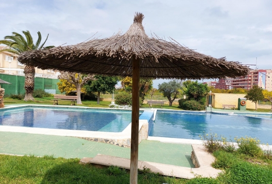 Resale - Bungalow - Torrevieja - Torrelamata - La Mata