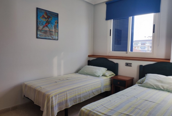 Resale - Apartment / flat - La Mata