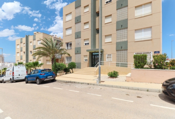 Resale - Apartment / flat - Torrevieja - Torreblanca