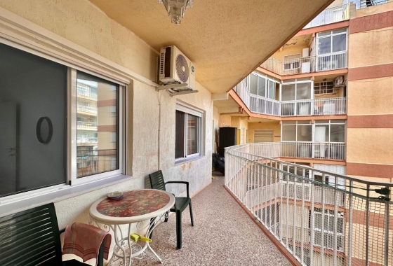 Resale - Apartment / flat - Santa Pola