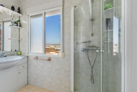 Resale - Apartment / flat - Torrevieja - Nueva Torrevieja - Aguas Nuevas