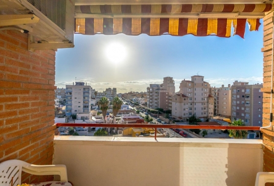 Resale - Apartment / flat - Torrevieja - Nueva Torrevieja - Aguas Nuevas