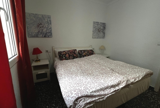 Resale - Apartment / flat - Santa Pola - Puerto