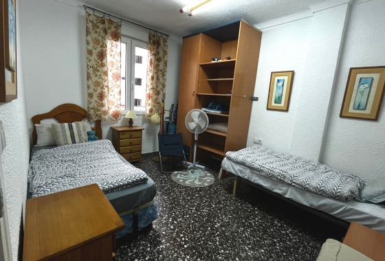 Resale - Apartment / flat - Santa Pola - Puerto