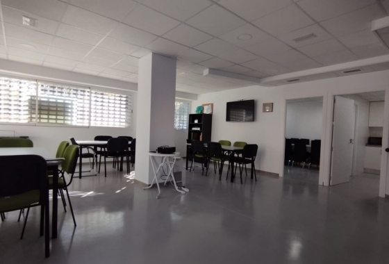 Rynek Wtórny - Komercyjny - Santa Pola