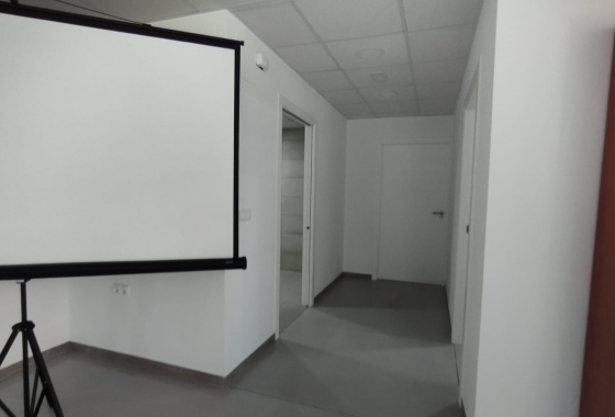 Rynek Wtórny - Komercyjny - Santa Pola