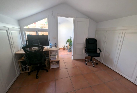 Rynek Wtórny - Bliźniak - Santa Pola