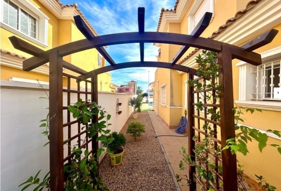 Resale - Villa - Orihuela Costa - Cabo roig - La Zenia