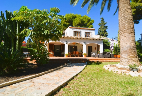 Reventa - Villa - Orihuela Costa - Dehesa de campoamor