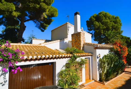 Reventa - Villa - Orihuela Costa - Dehesa de campoamor