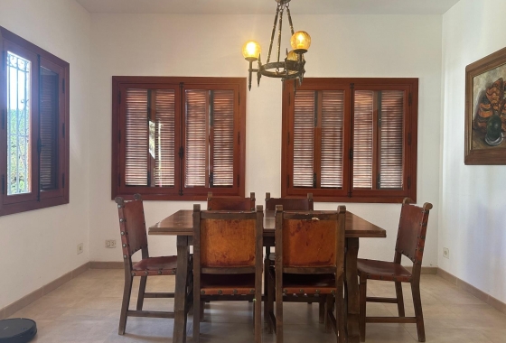 Resale - Villa - Orihuela Costa - Dehesa de campoamor