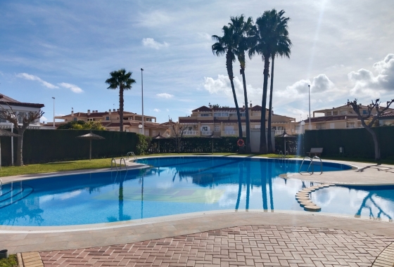 Rynek Wtórny - Bungalow - Orihuela Costa - La Zenia
