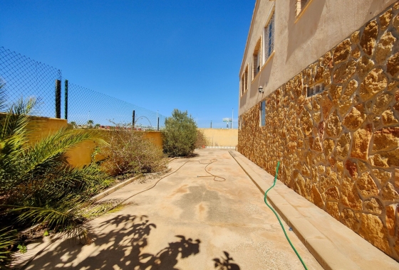 Rynek Wtórny - Willa - Torrevieja - Nueva Torrevieja - Aguas Nuevas