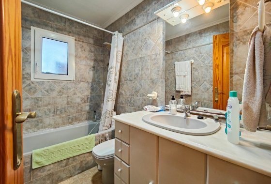 Rynek Wtórny - Willa - Torrevieja - Nueva Torrevieja - Aguas Nuevas