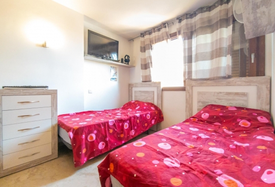 Resale - Apartment / flat - Punta Prima