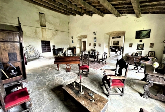 Rynek Wtórny - Pałac - San Isidro