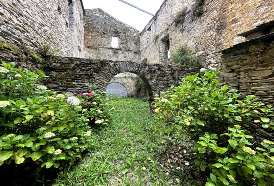 Rynek Wtórny - Pałac - San Isidro