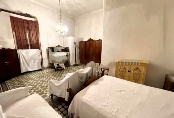 Rynek Wtórny - Kamienica - Pinoso - Centrum