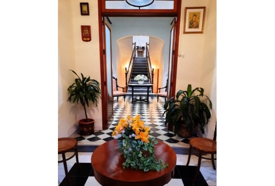 Rynek Wtórny - Kamienica - Pinoso - Centrum