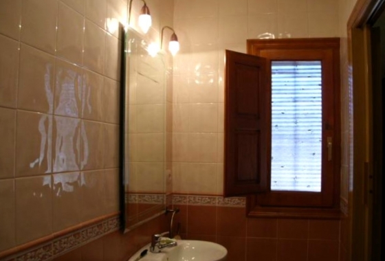 Rynek Wtórny - Kamienica - Pinoso - Centrum