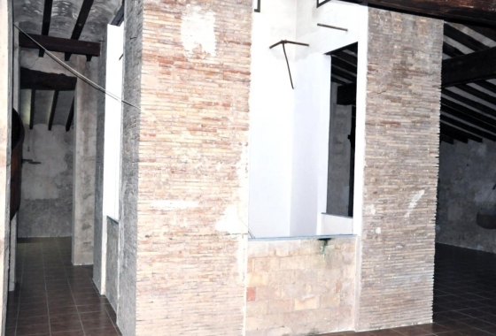 Rynek Wtórny - Kamienica - Pinoso - Centrum