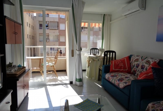 Resale - Apartment / flat - Torrevieja - PLAYA LOS LOCOS