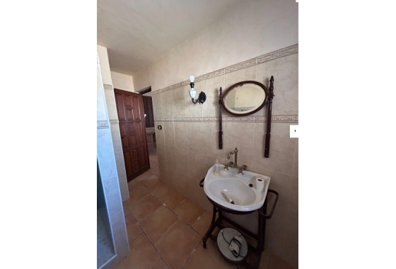 Rynek Wtórny - Willa - Novelda