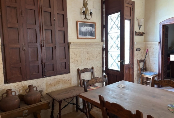 Rynek Wtórny - Willa - Novelda