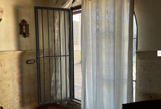 Rynek Wtórny - Willa - Novelda