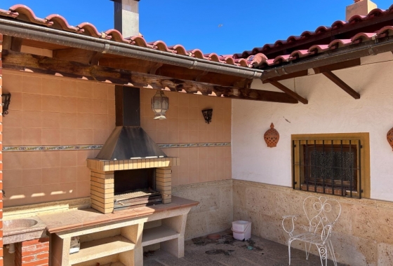 Rynek Wtórny - Willa - Novelda