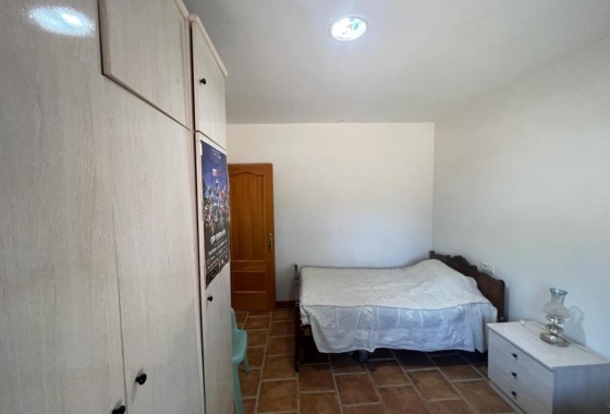 Rynek Wtórny - Willa - Castalla