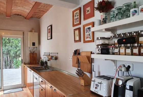 Rynek Wtórny - Willa - Castalla