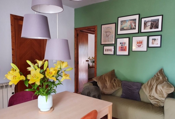 Rynek Wtórny - Willa - Castalla