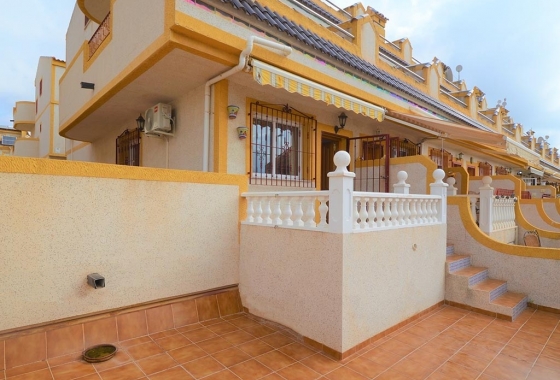 Resale - town house - Orihuela Costa - Playa Flamenca