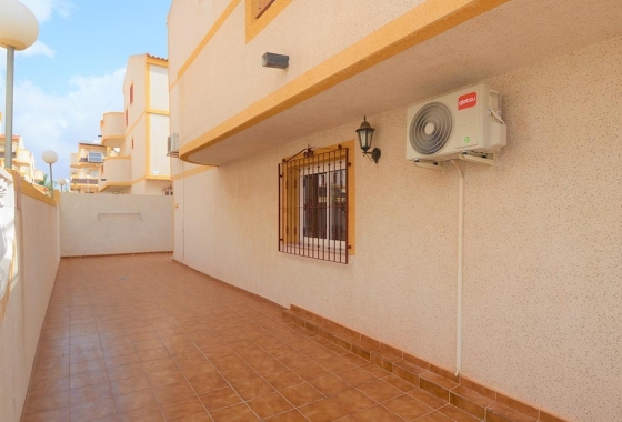 Resale - town house - Orihuela Costa - Playa Flamenca