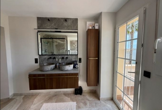 Reventa - Villa - Orihuela Costa - Las Colinas Golf