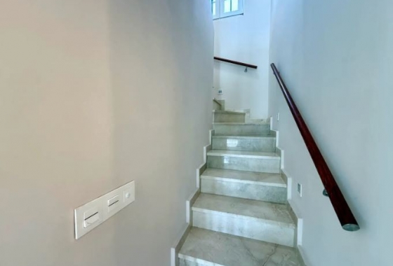 Reventa - Villa - Orihuela Costa - Las Colinas Golf