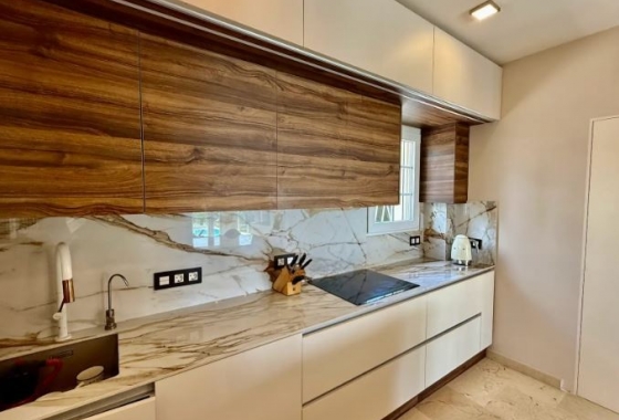 Reventa - Villa - Orihuela Costa - Las Colinas Golf