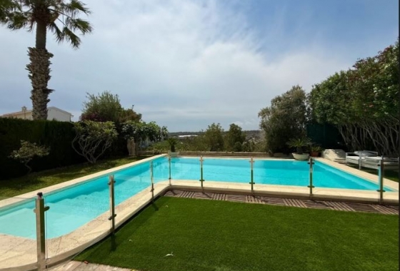 Reventa - Villa - Orihuela Costa - Las Colinas Golf