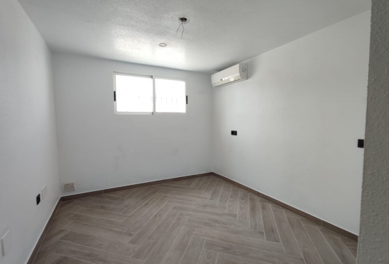 Rynek Wtórny - Bliźniak - Benijofar