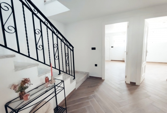 Rynek Wtórny - Bliźniak - Benijofar