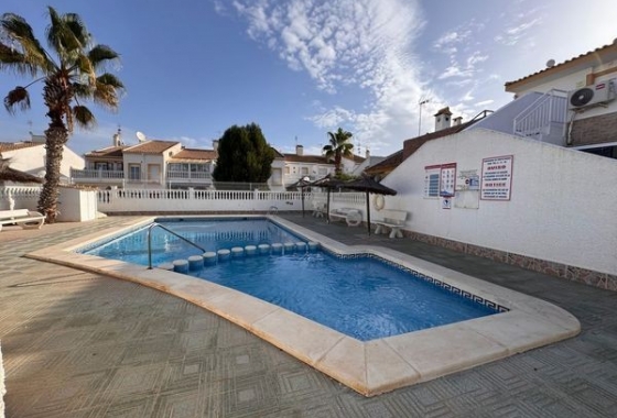 Rynek Wtórny - Bliźniak - Guardamar del Segura - Urbanizaciones