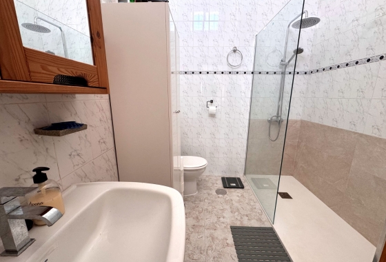 Rynek Wtórny - Bliźniak - Guardamar del Segura - Urbanizaciones