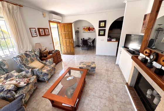 Rynek Wtórny - Bliźniak - Guardamar del Segura - Urbanizaciones