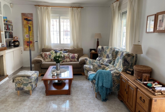 Rynek Wtórny - Bliźniak - Guardamar del Segura - Urbanizaciones