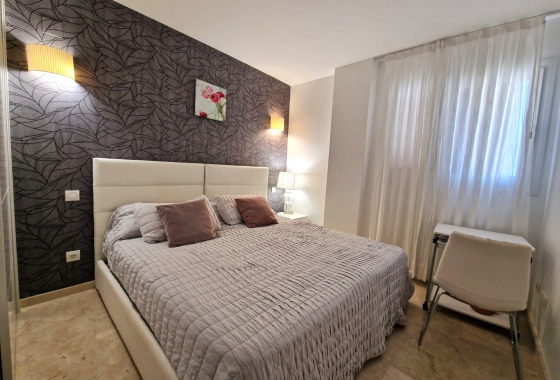 Resale - Apartment / flat - Orihuela Costa - Punta Prima