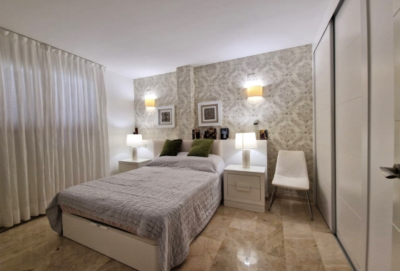 Resale - Apartment / flat - Orihuela Costa - Punta Prima