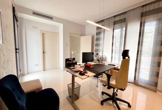 Resale - Villa - Orihuela Costa - Cabo Roig